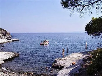Kavos Bay Seafront Apartamento Agia Marina (Aegina)