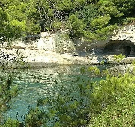 Kavos Bay Seafront Agia Marina (Aegina)